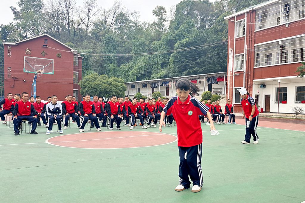 校园里的欢声与笑语